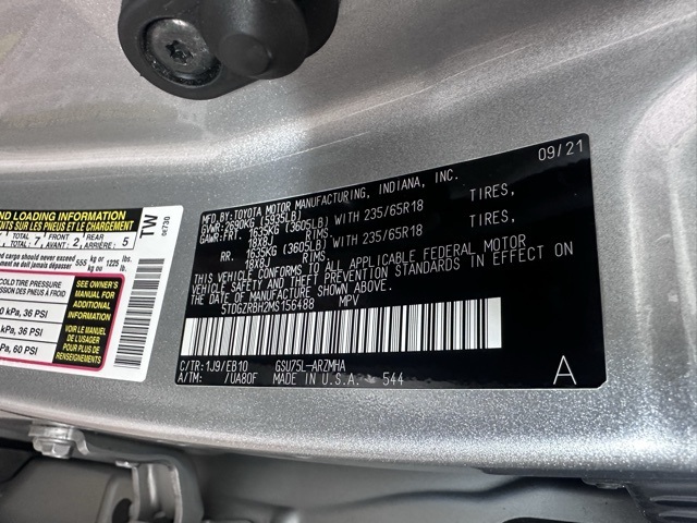 2021 Toyota Highlander XLE photo 23