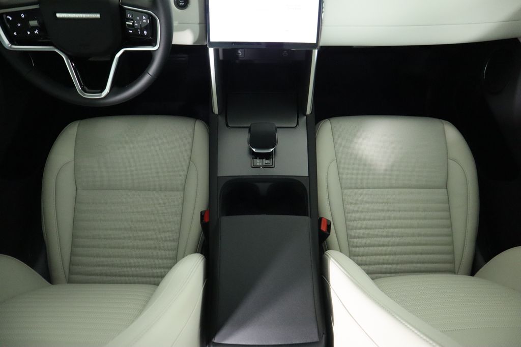 2025 Land Rover Discovery Sport S photo 16