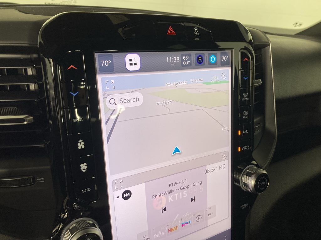 2025 Ram 2500 Tradesman photo 3