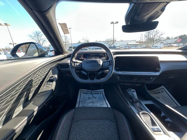 2025 Dodge Charger R/T photo 15