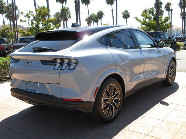 2025 Ford Mustang Mach-E Premium photo 4
