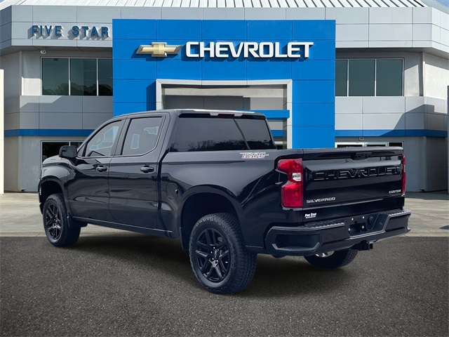 2025 Chevrolet Silverado 1500 Custom Trail Boss photo 4