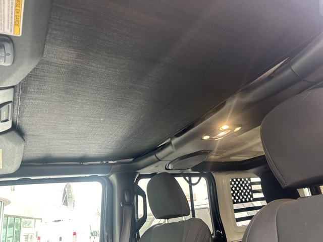 2019 JEEP WRANGLER - Image 8