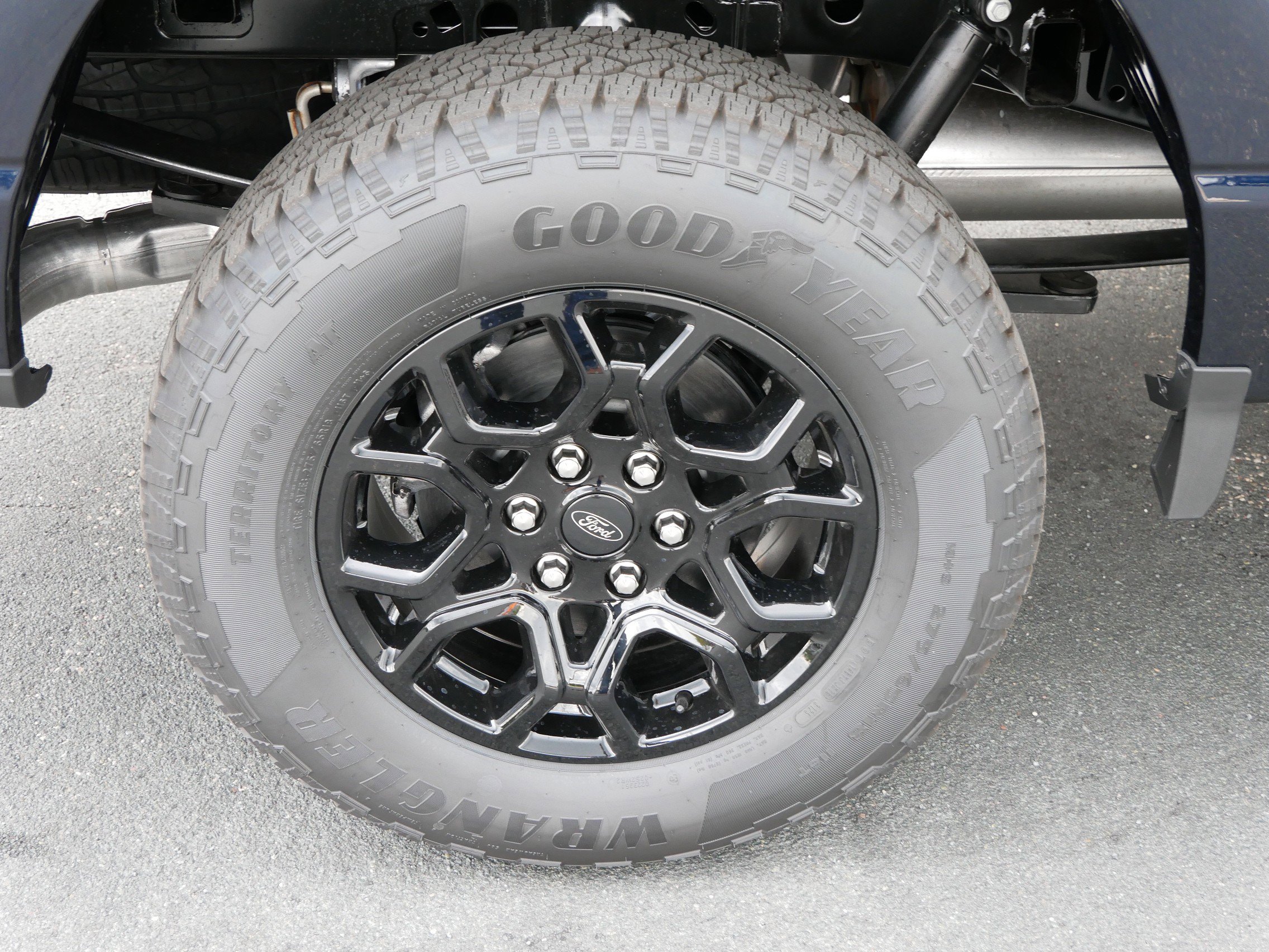2025 Ford F-150 XLT photo 9