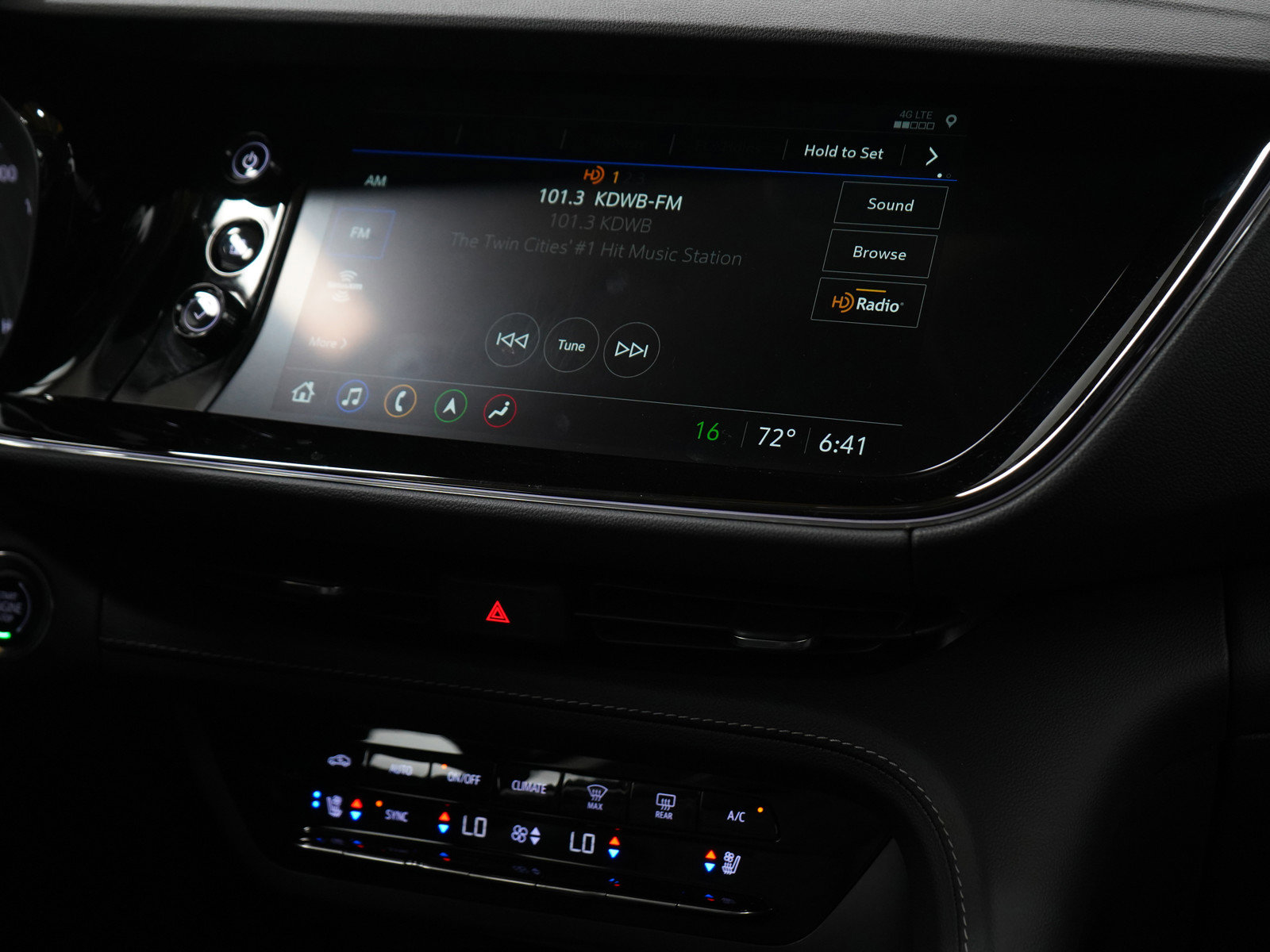 2023 Buick Envision Avenir photo 13