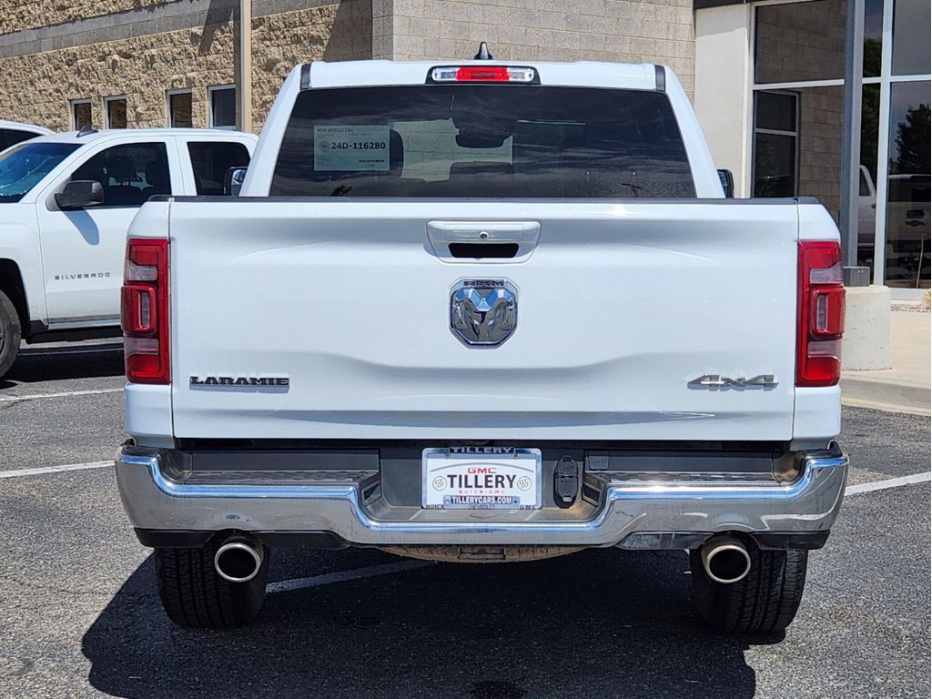 2024 Ram 1500 Laramie photo 12