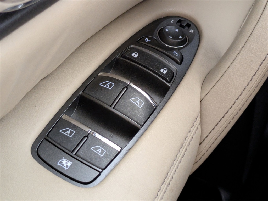 2024 Nissan Armada Platinum photo 21