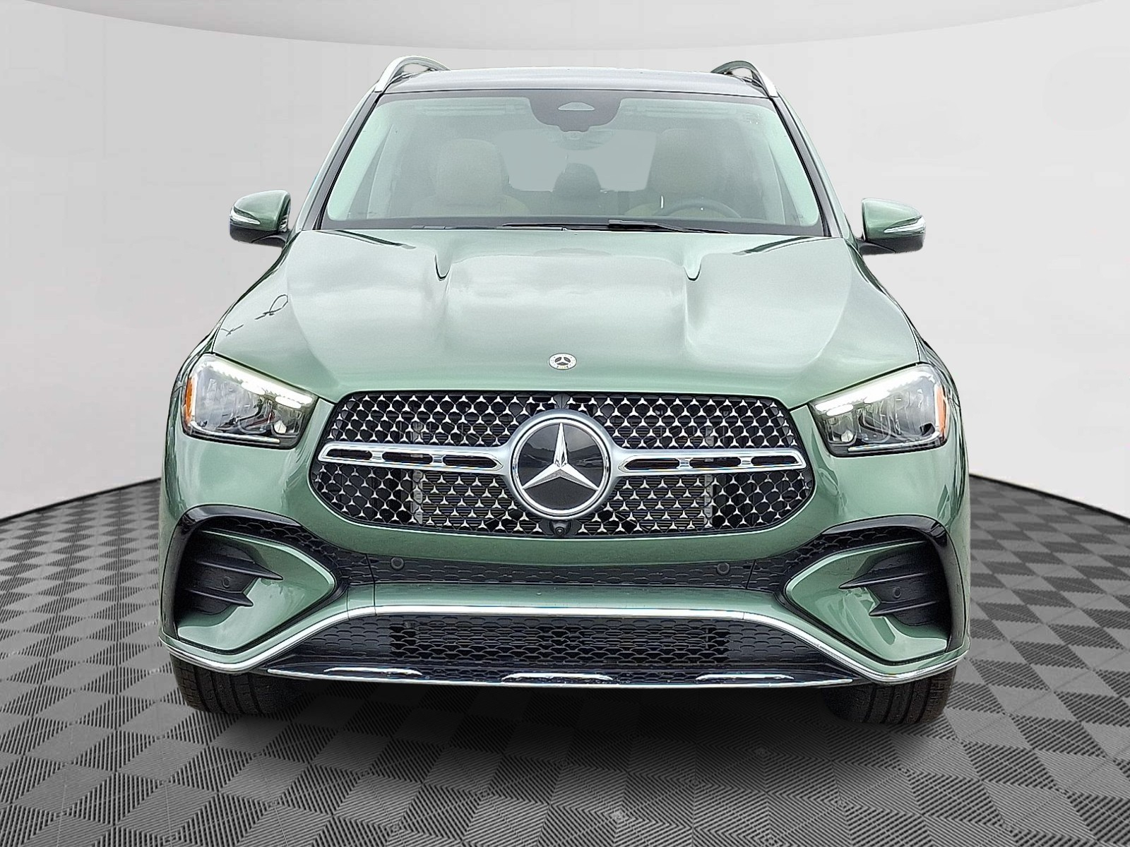 2025 Mercedes Benz GLE 350 4MATIC photo 2