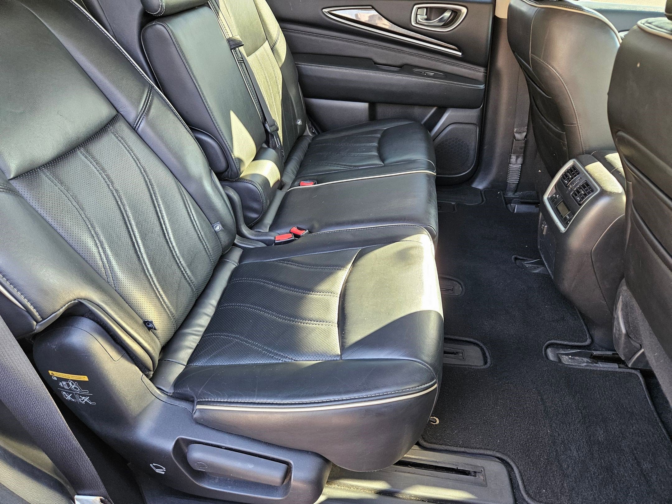 2017 Infiniti QX60 Base photo 17