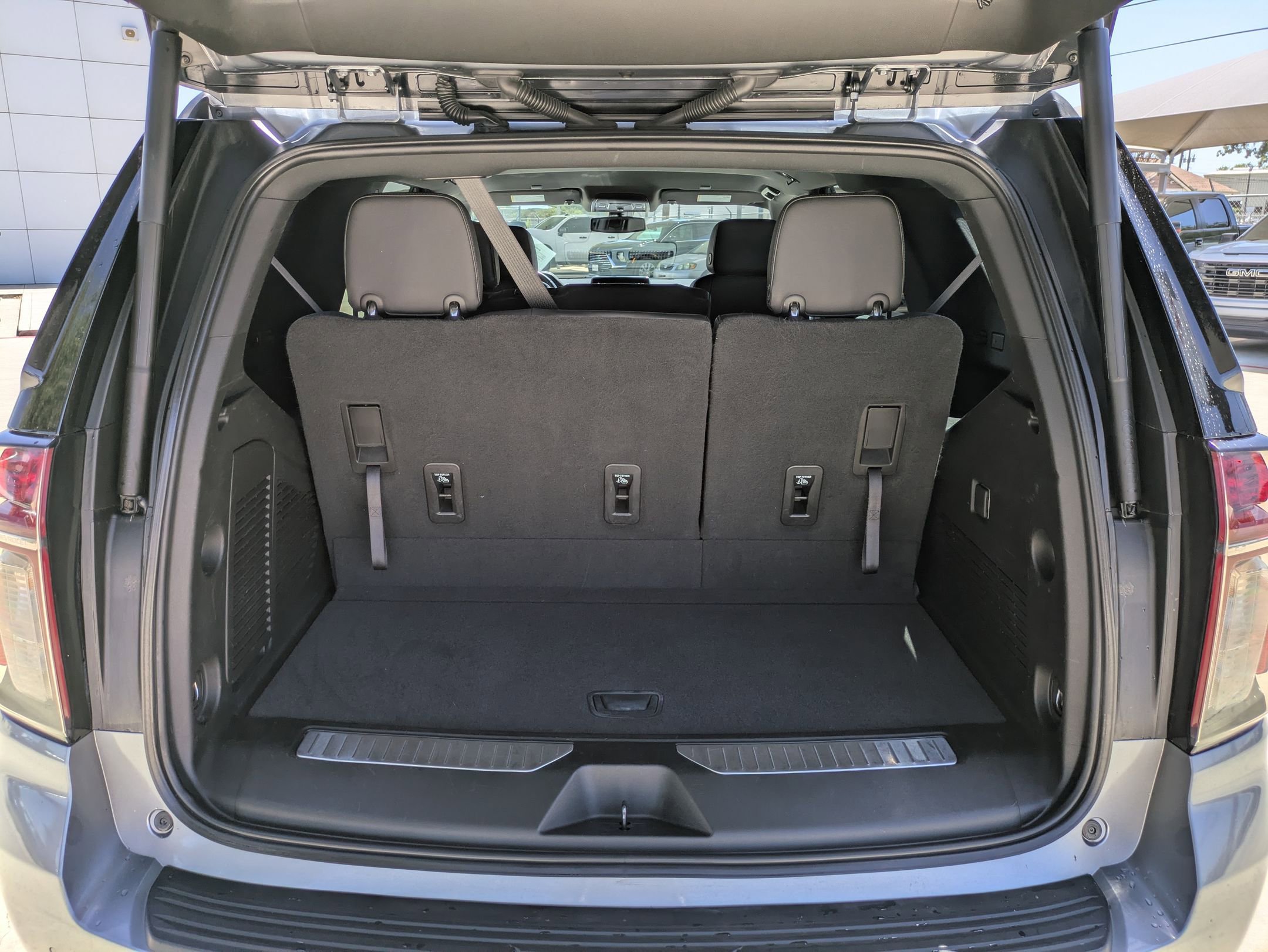 2022 Chevrolet Tahoe Z71 photo 24