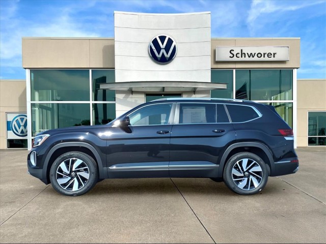 2026 Volkswagen Atlas SEL's photo