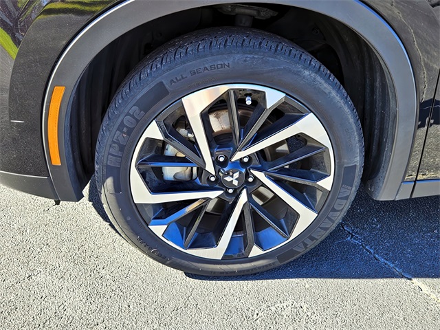 2024 Mitsubishi Outlander SE photo 10