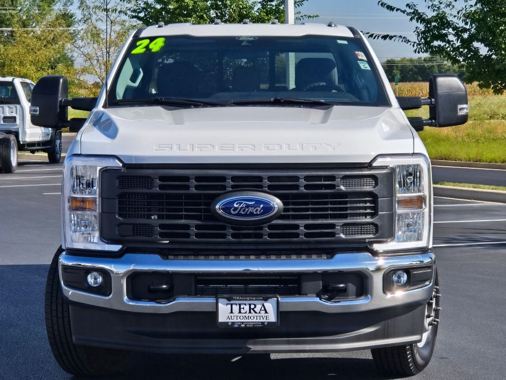 2024 Ford F-350 XL photo 2