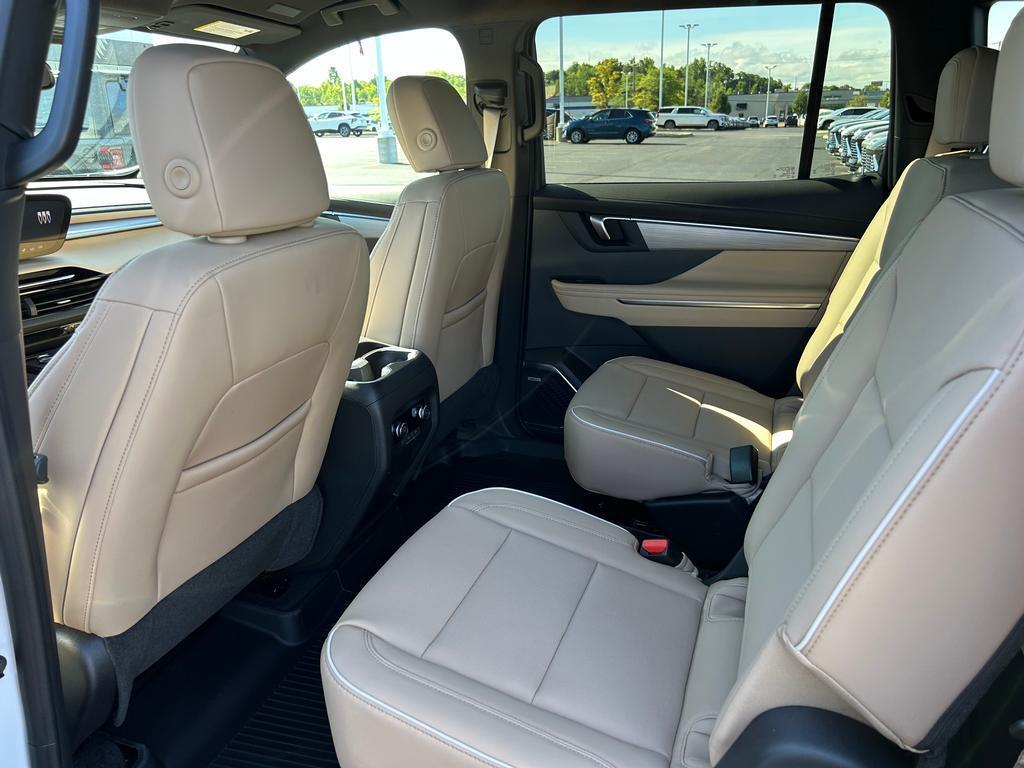 2026 Buick Enclave Preferred photo 5