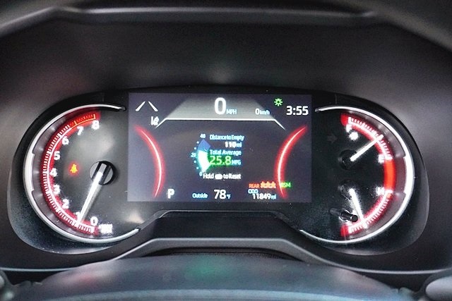 Used 2024  Toyota XLE image 30