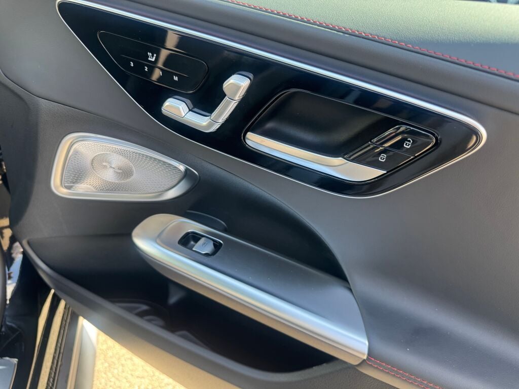2025 Mercedes Benz C AMG 63 S E PERFORMANCE photo 21
