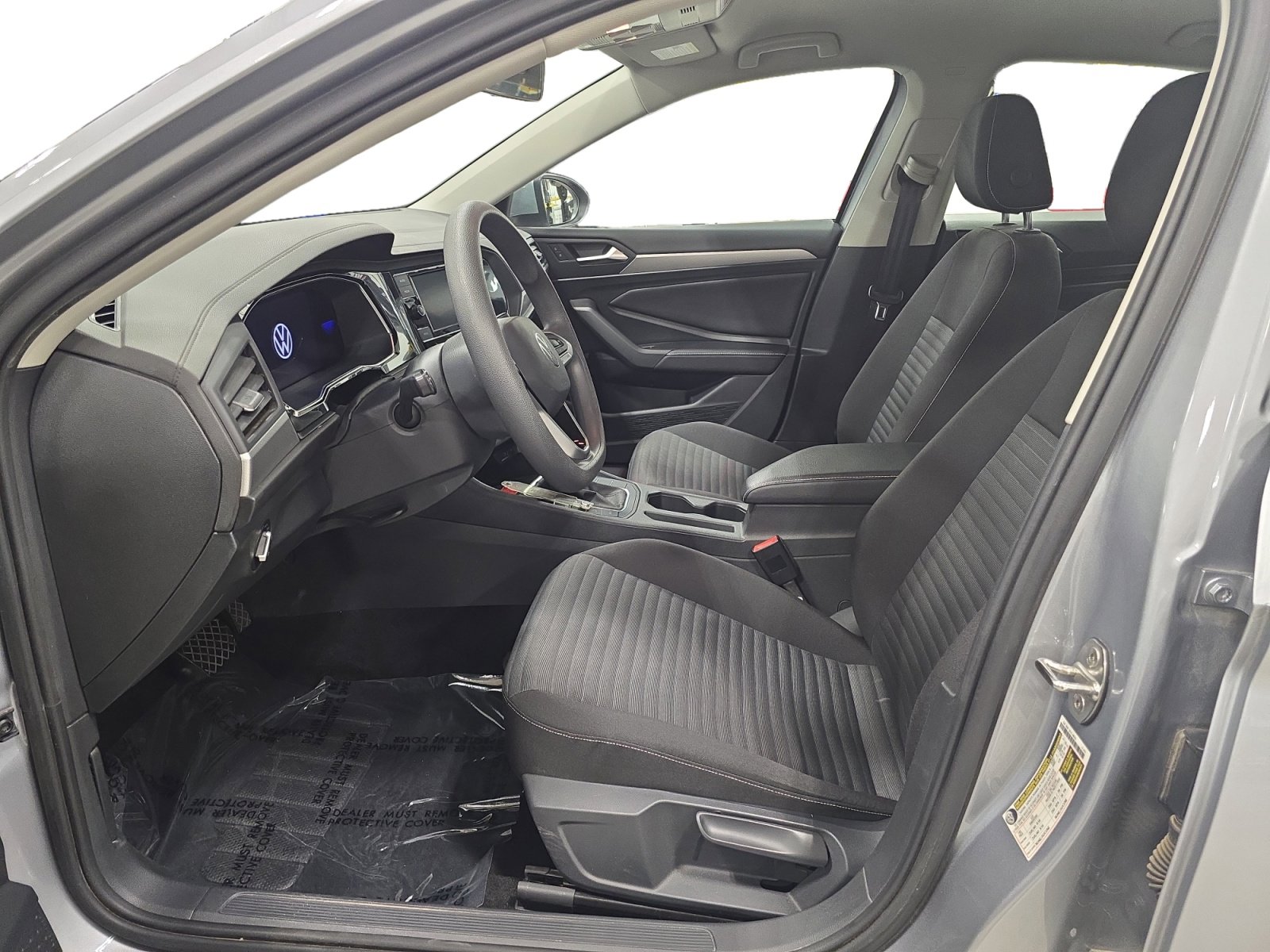 2022 Volkswagen Jetta S photo 2