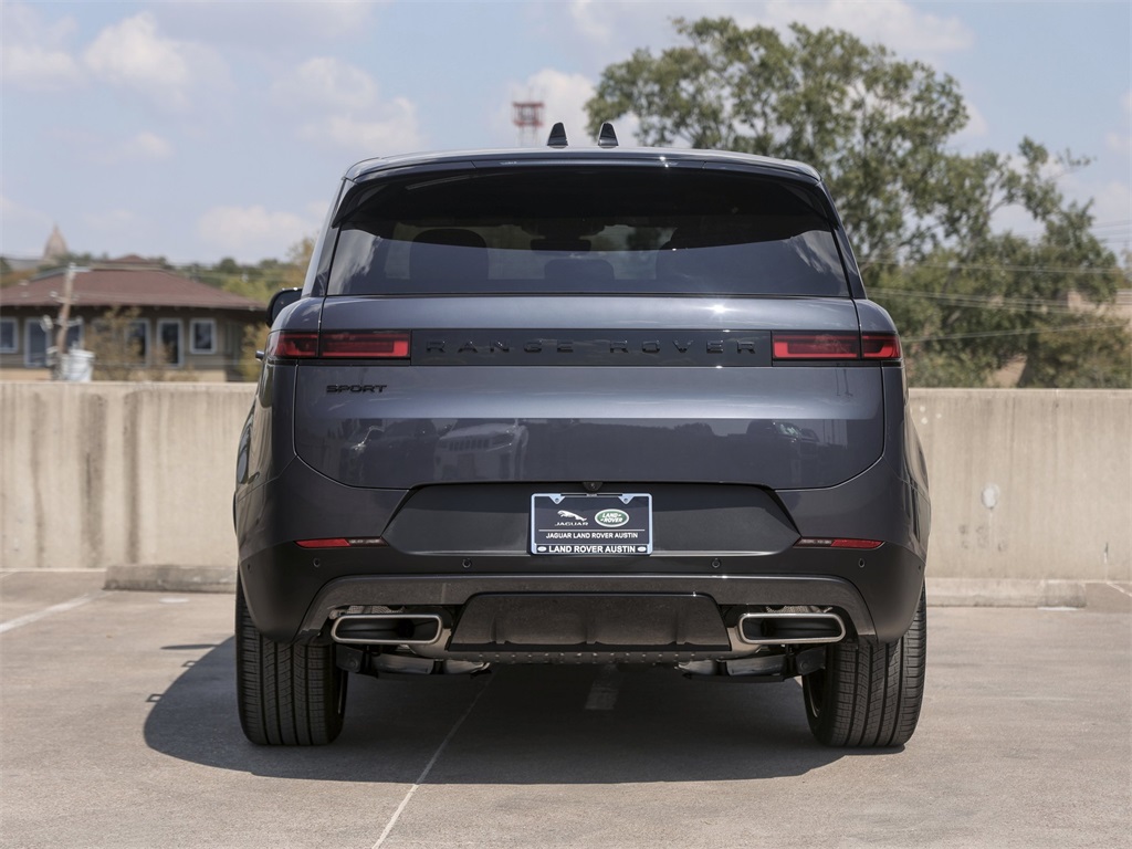 2025 Land Rover Range Rover Sport SE photo 4