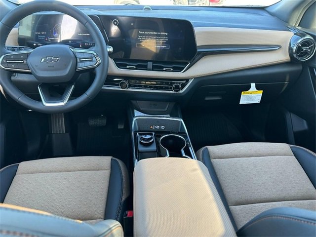 2026 Chevrolet Equinox ACTIV photo 3