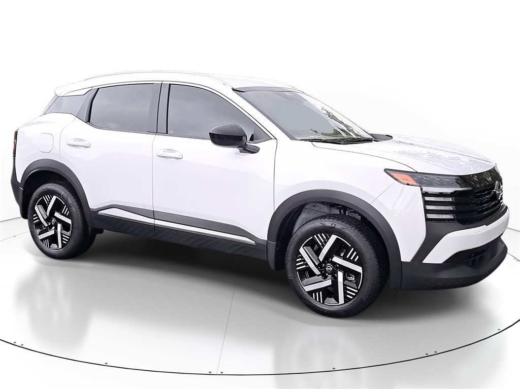 2026 Nissan Kicks SV photo 2