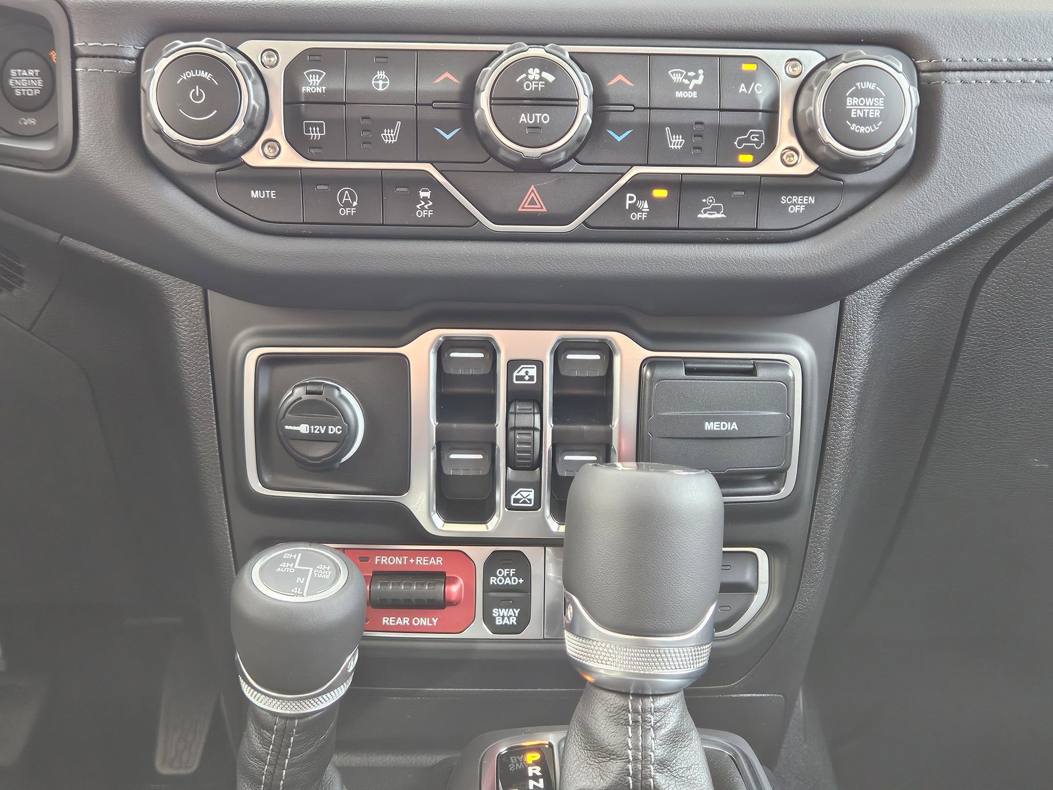 2025 Jeep Gladiator Rubicon photo 11