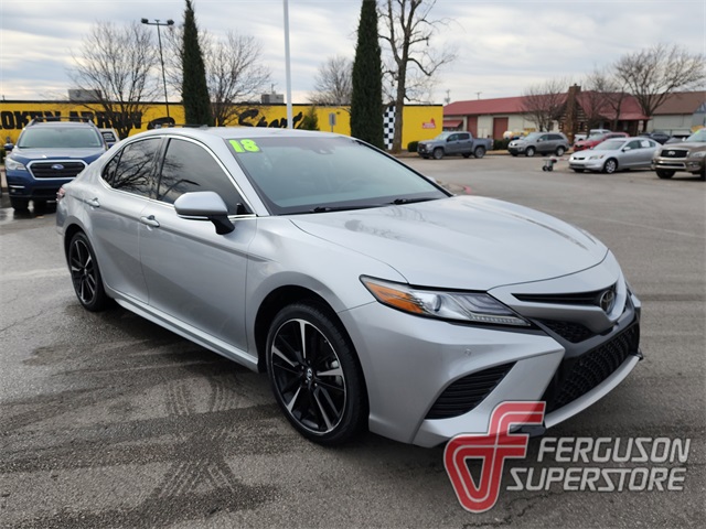 2018 Toyota Camry XSE's photo