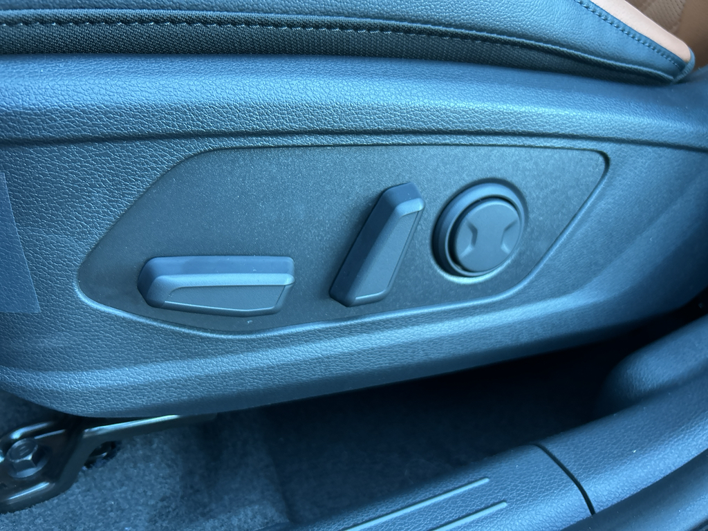 2026 Kia Sportage Hybrid X-Line photo 18