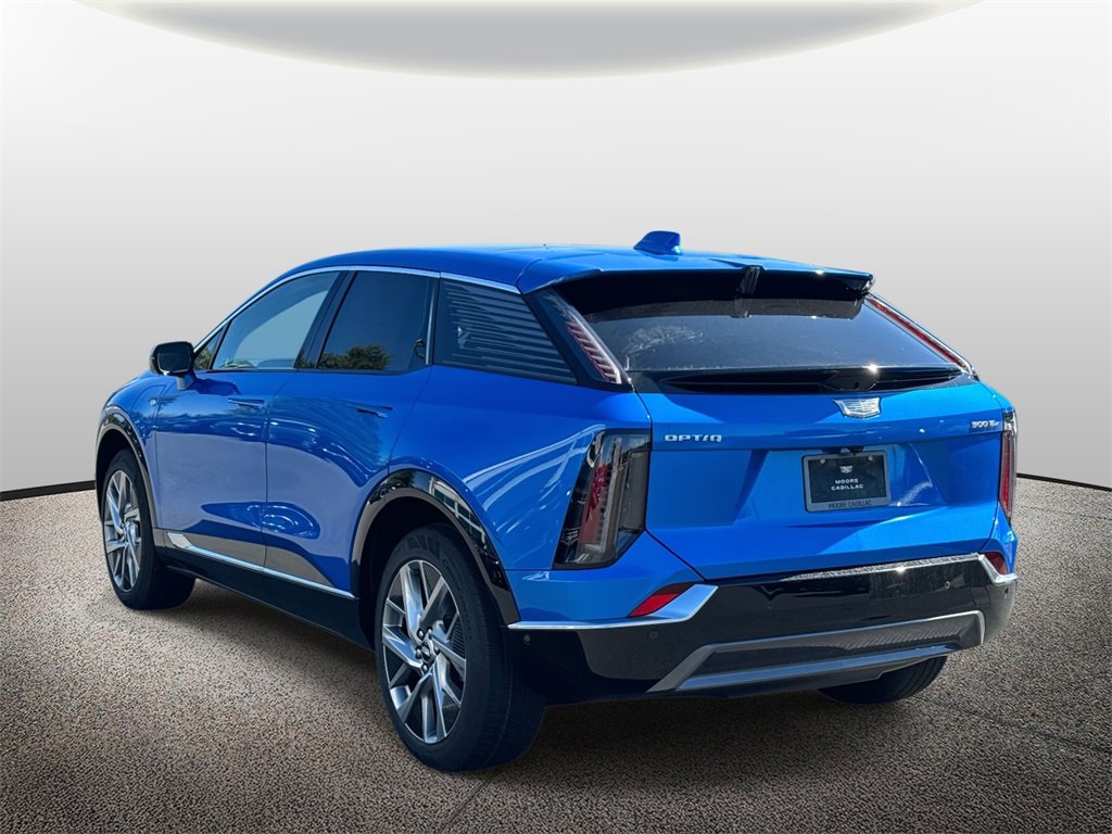 2025 Cadillac Optiq Luxury photo 4