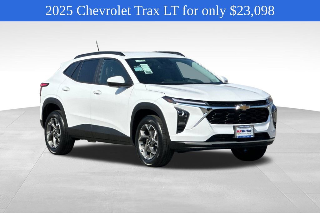 Used 2025 Summit White Chevrolet LT image 1