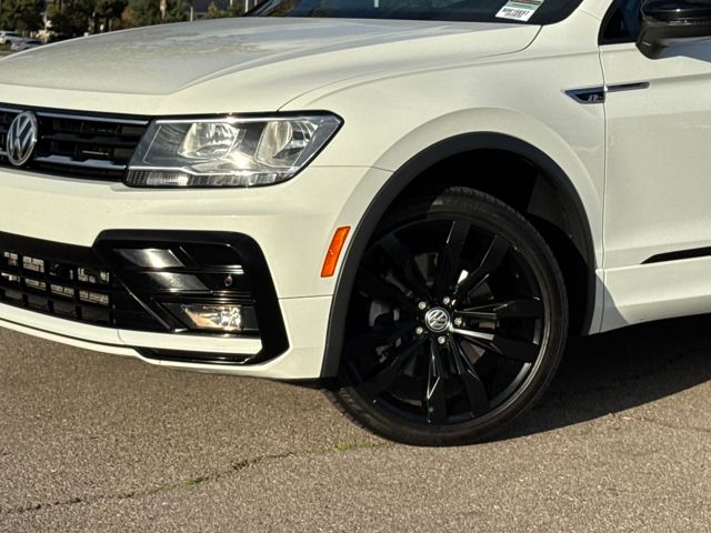 2021 Volkswagen Tiguan SE R-Line Black photo 2