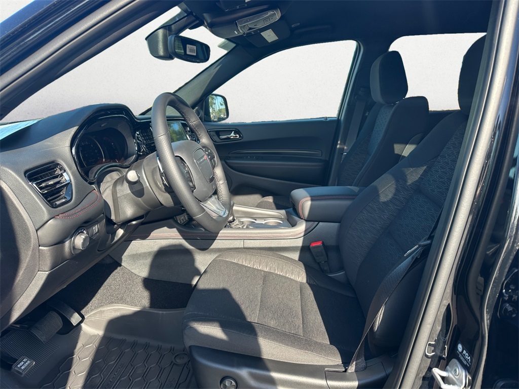 2025 Dodge Durango R/T photo 9
