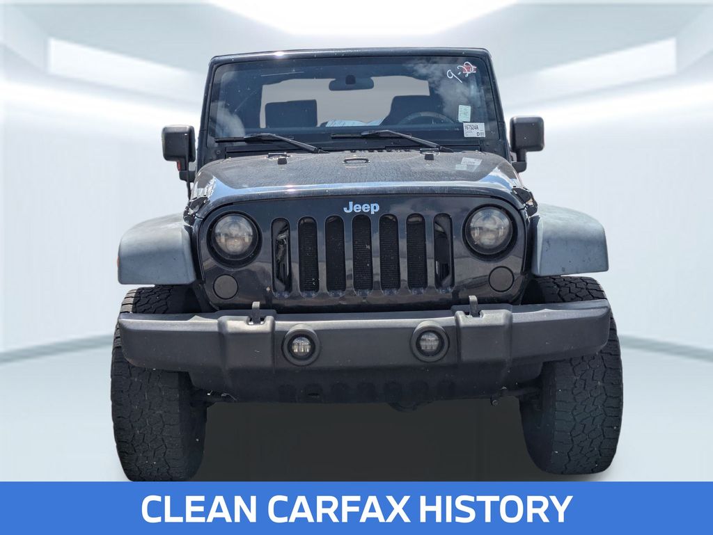 2010 Jeep Wrangler Rubicon photo 2