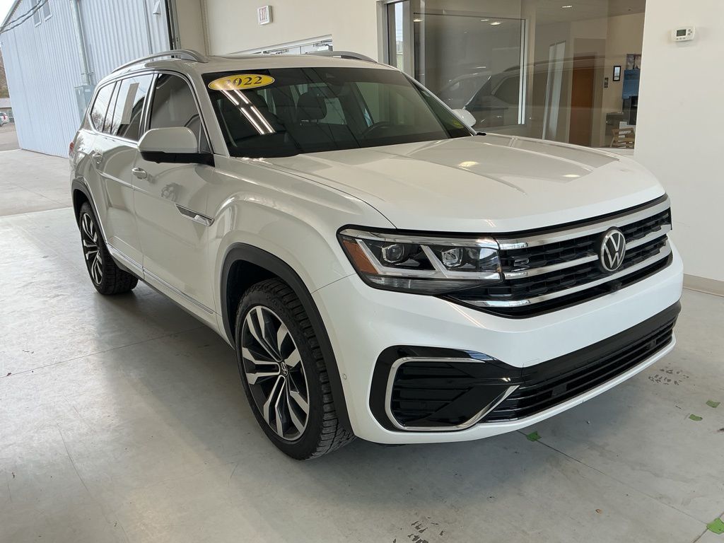 2022 Volkswagen Atlas SEL Premium R-Line's photo