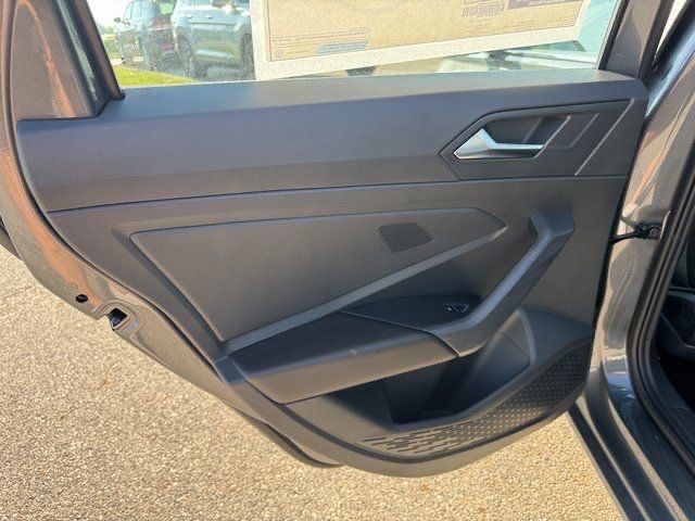 2025 Volkswagen Jetta 1.5T S photo 11