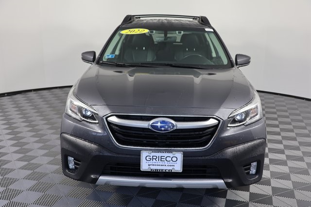 2022 Subaru Outback Limited photo 3