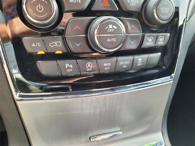2020 Jeep Grand Cherokee Altitude photo 24