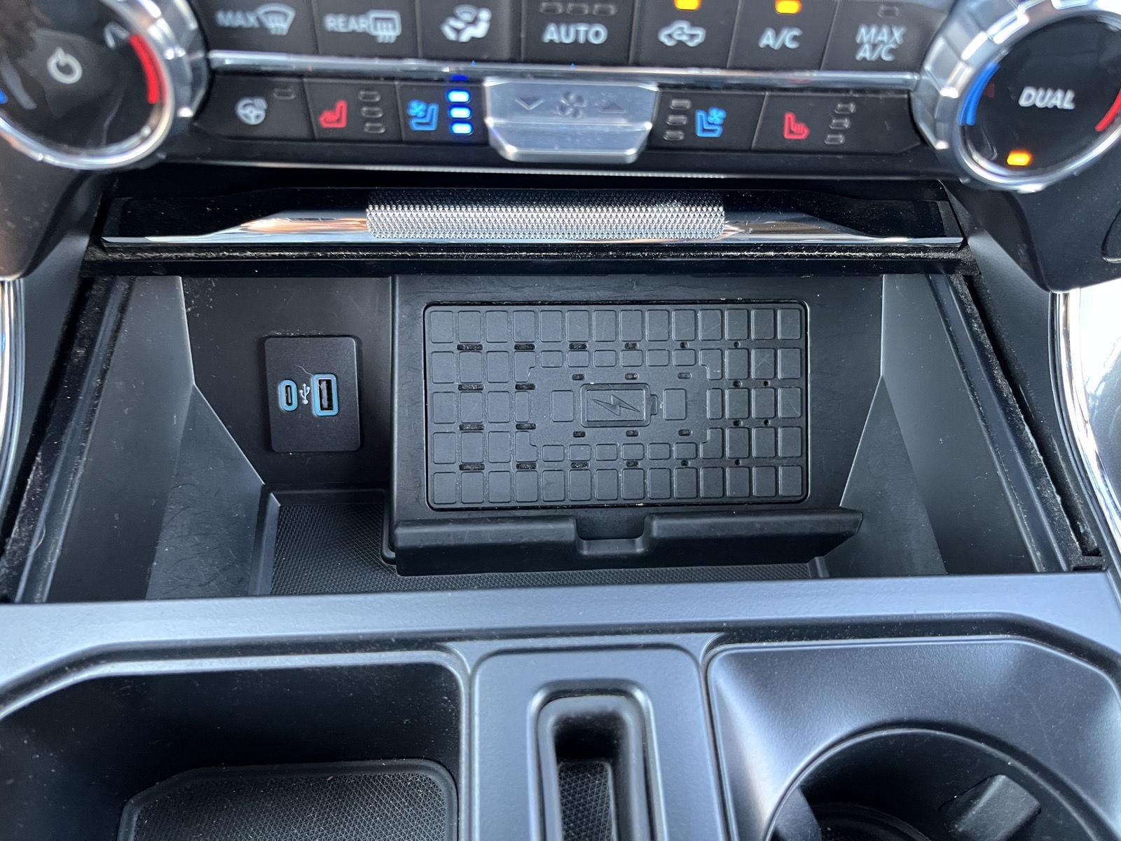 2023 Ford F-150 Lariat photo 26