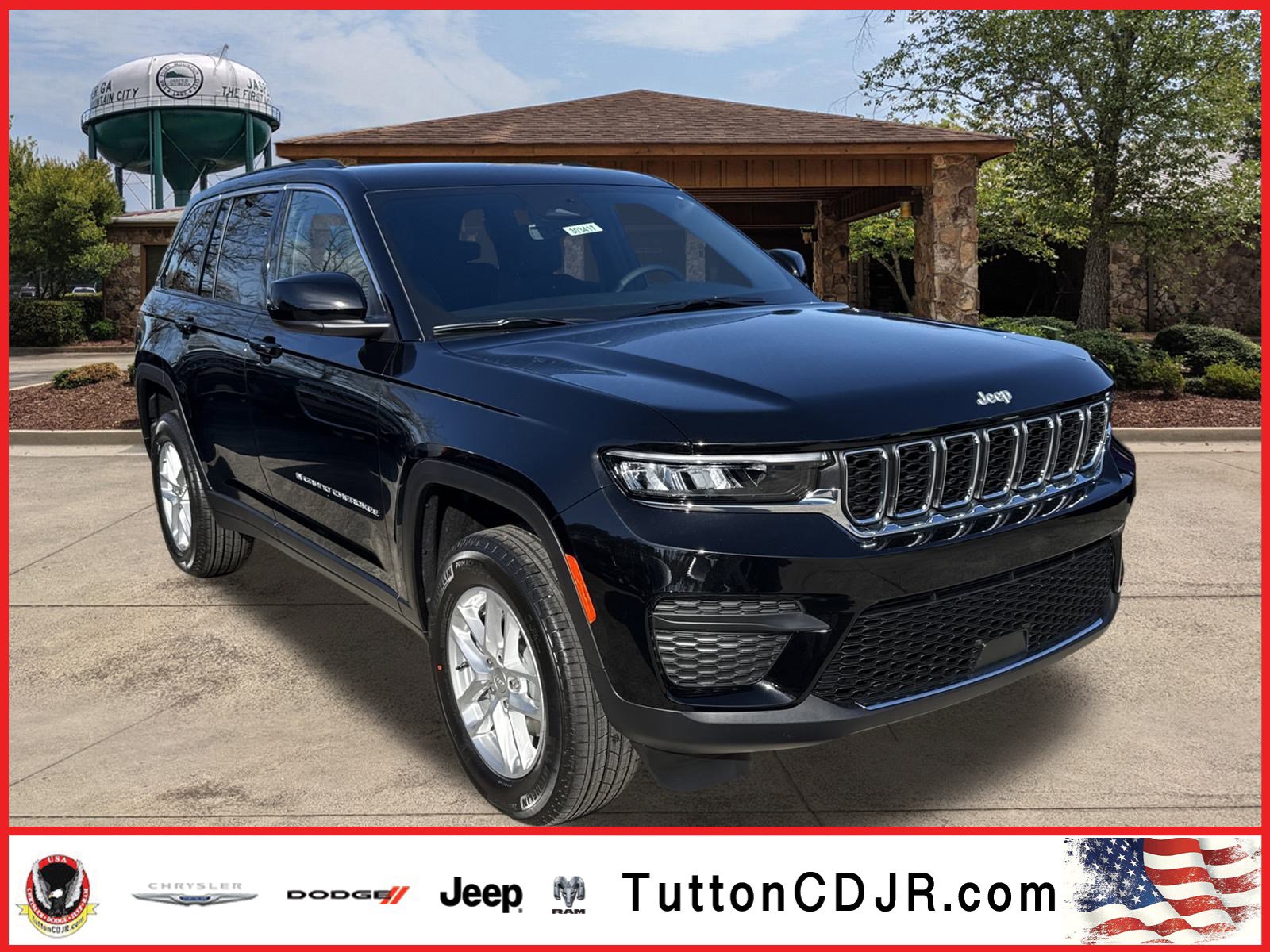 2025 Jeep Grand Cherokee Laredo's photo