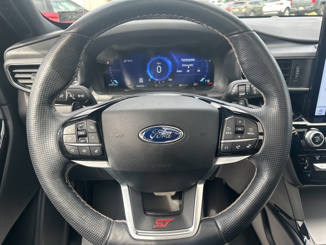 2021 Ford Explorer ST photo 23