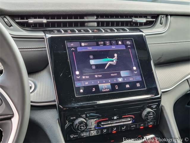 2024 JEEP GRAND CHEROKEE L - Image 21