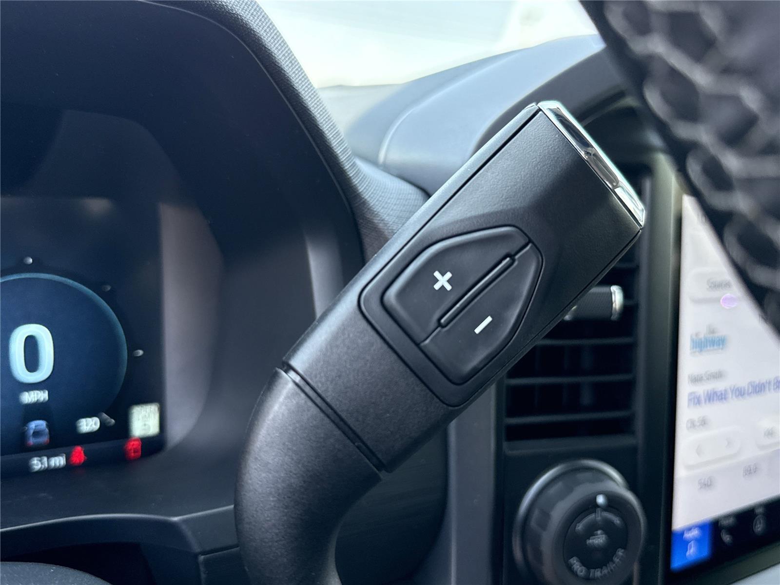 2025 Ford F-150 XLT photo 14