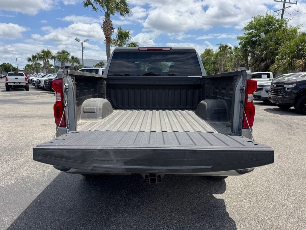 2025 Chevrolet Silverado 1500 Custom photo 10