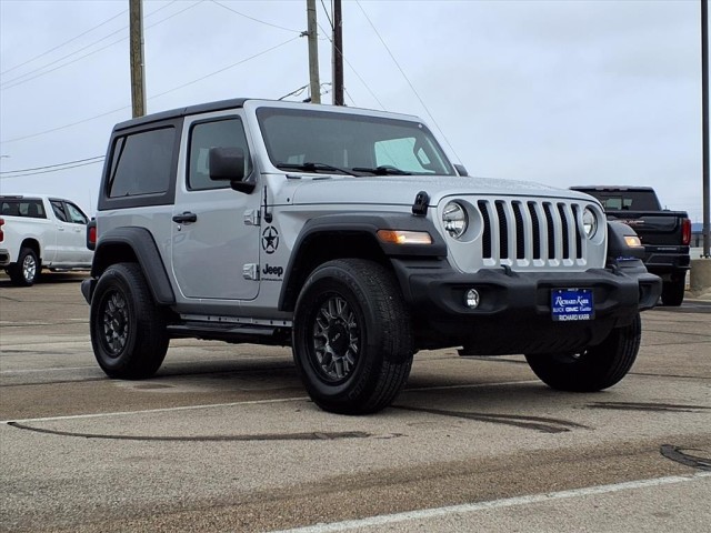 2023 Jeep Wrangler 2-Door Sport S's photo