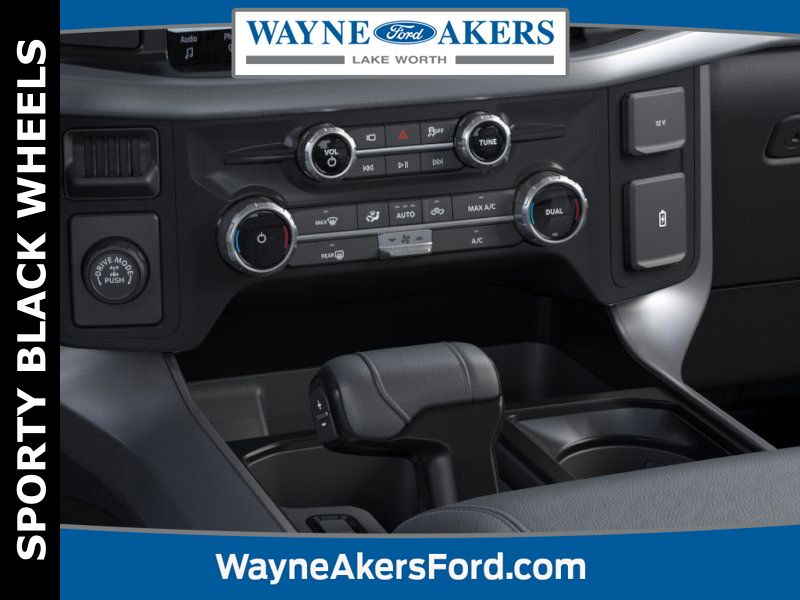 2025 Ford F-150 XLT photo 15