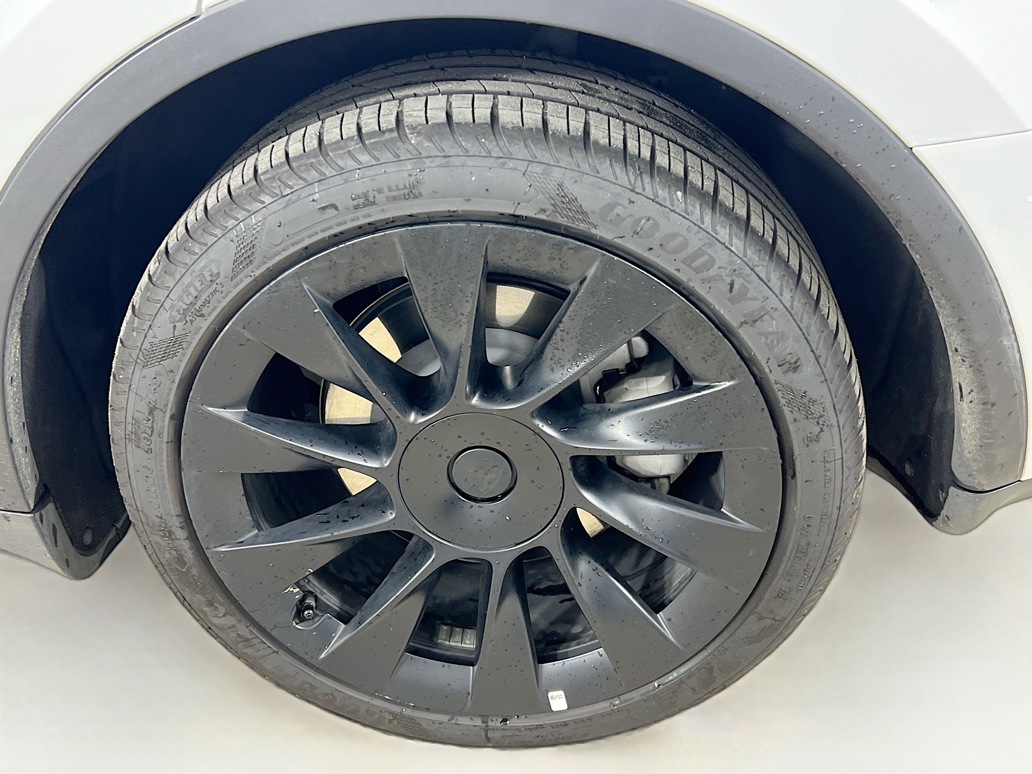 2023 Tesla Model Y Long Range photo 26