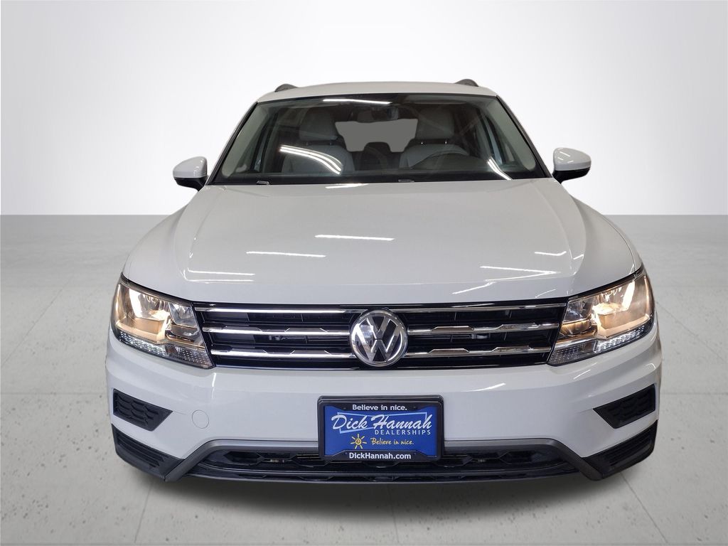 2021 Volkswagen Tiguan SE photo 3