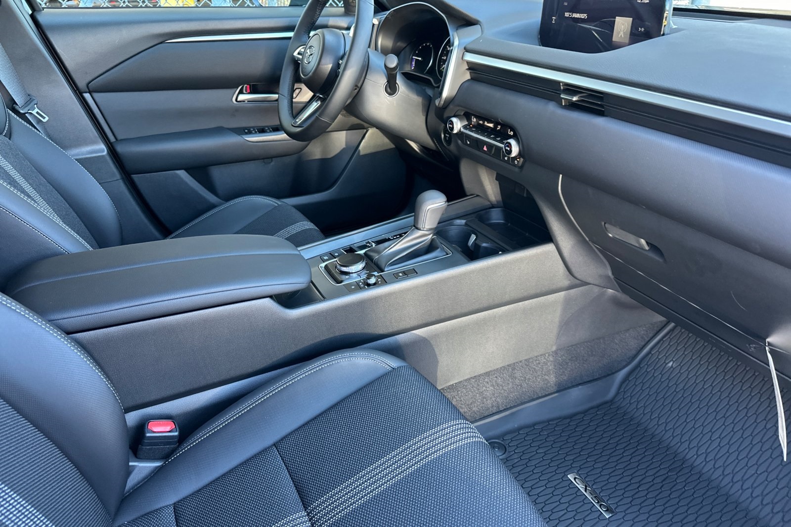 2025 Mazda CX-50 Preferred photo 15