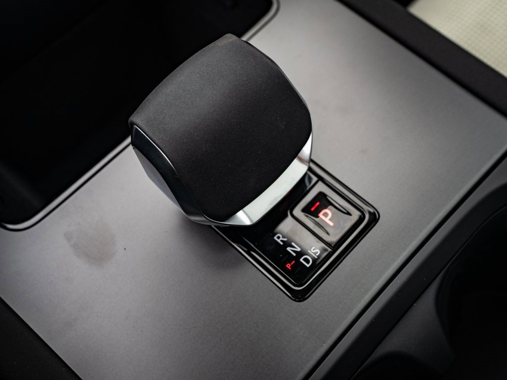 2025 Land Rover Discovery Sport S photo 31