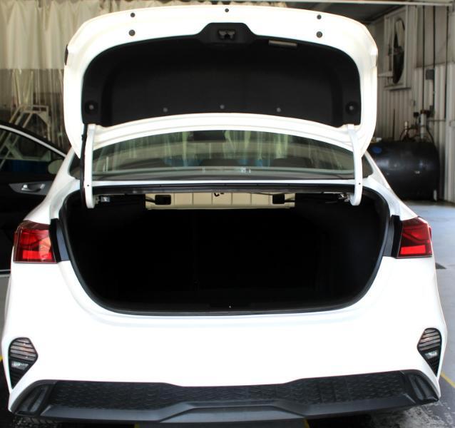 2024 Kia Forte LX photo 21