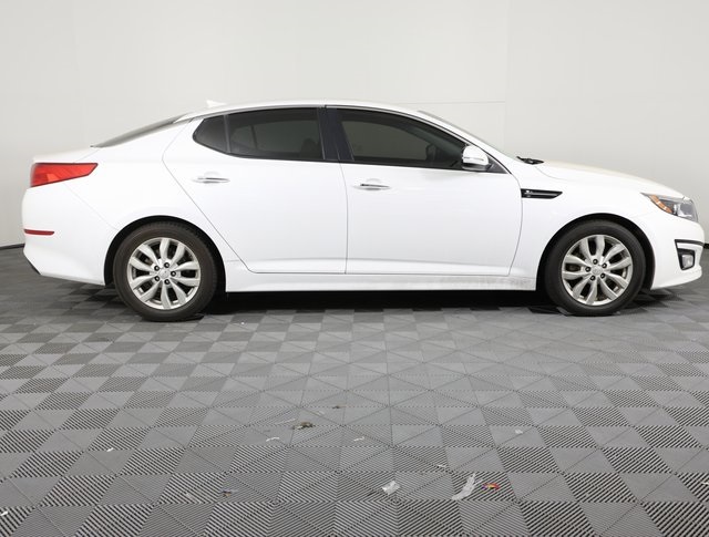 2015 Kia Optima EX photo 3